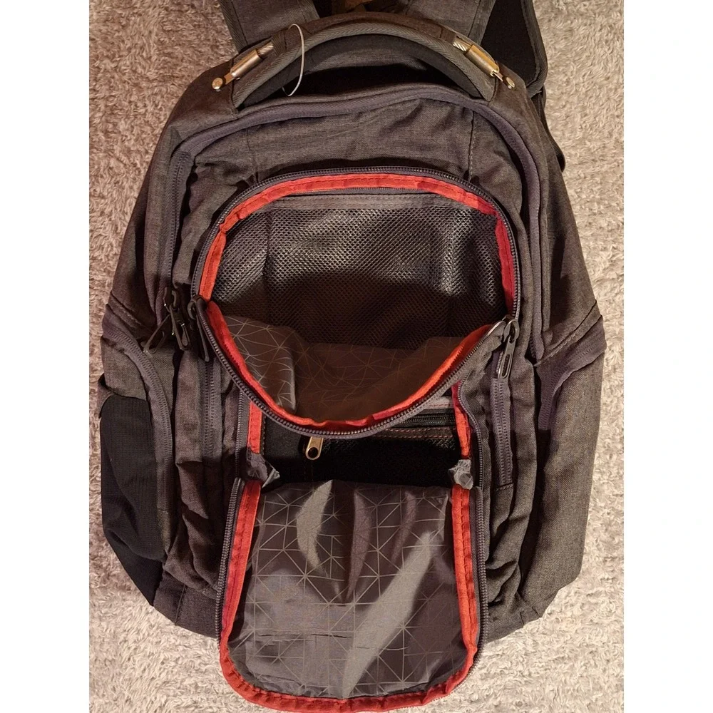 High Sierra Gray Backpack RE KELLEY Heavy Duty Laptop Bag School Travel Like New